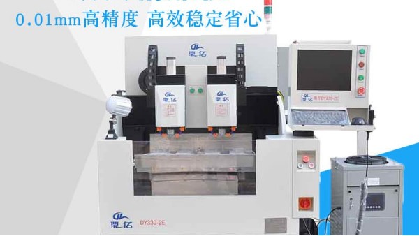 怎么挑選好的東莞精雕機更好的進步精雕功率呢?